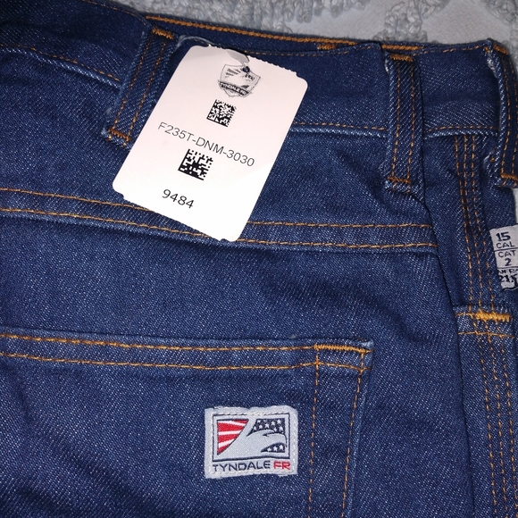 Tyndale Flame Resistant Jeans.. ARC rated - Picture 4 of 7